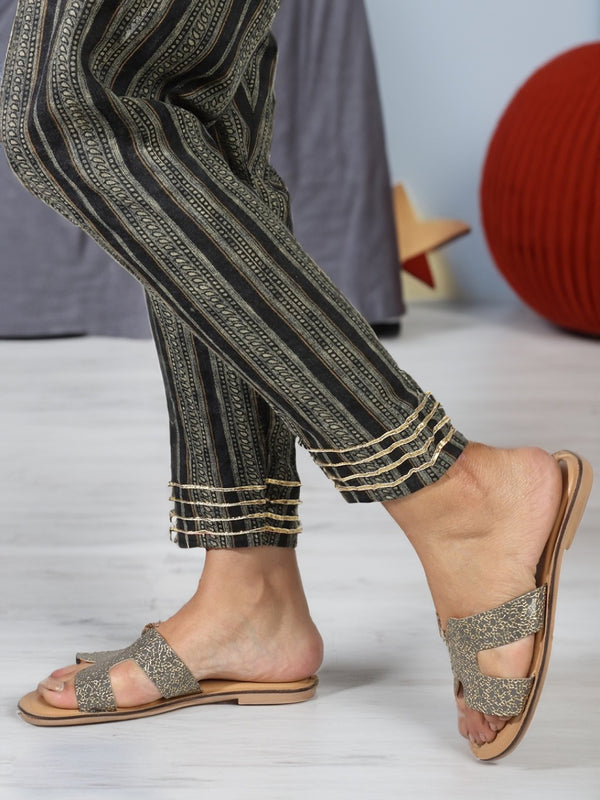 Women's Unique Printed Slip-On Flat Sandals