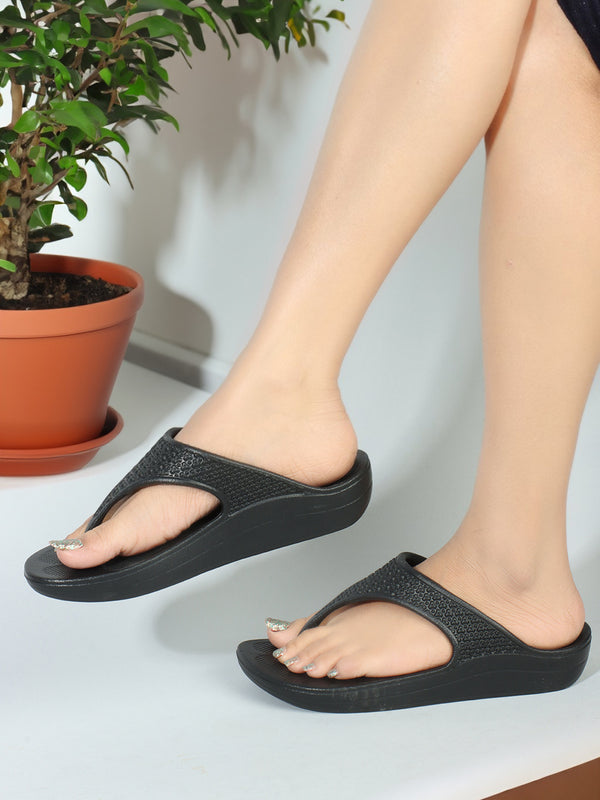 Women's Solid Casual Thong Wedge Sandals