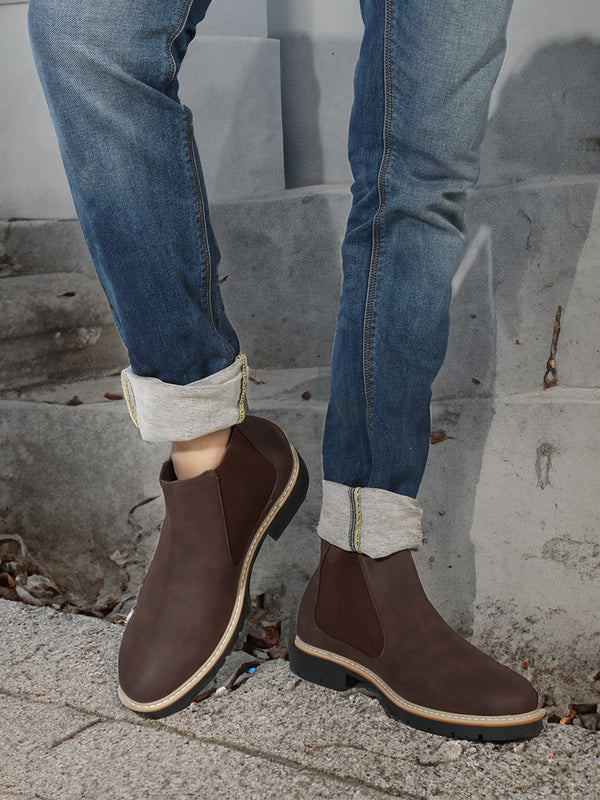 Men's Chelsea Boots with Contrast Sole Detail