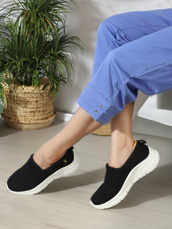 Women's Knit Slip-On Fashion Sneakers